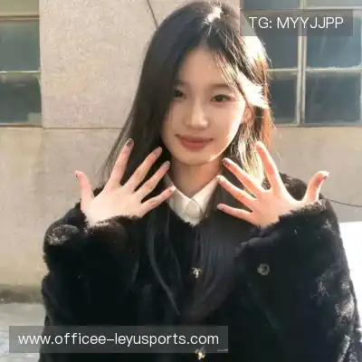 岑举畏